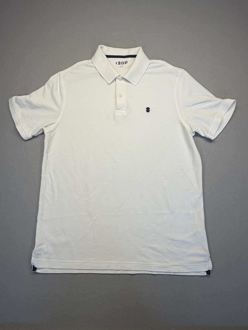 Men's IZOD White Short Sleeve Polo Shirt - Navy Logo - Size L